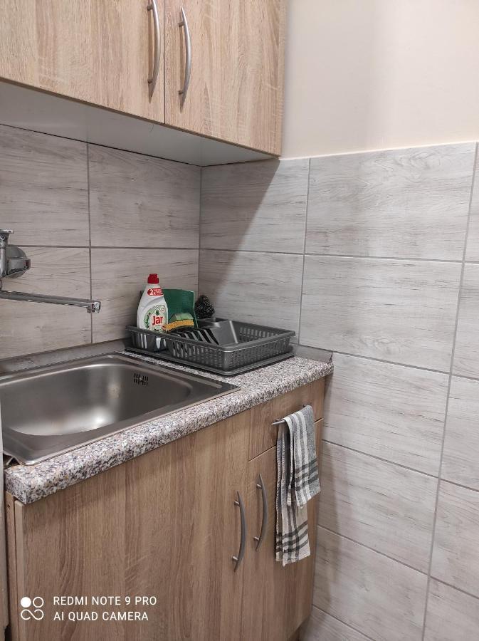 Desi Apartman Kaposvar Ngoại thất bức ảnh